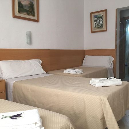 Hostal Lido Madrid Exterior photo