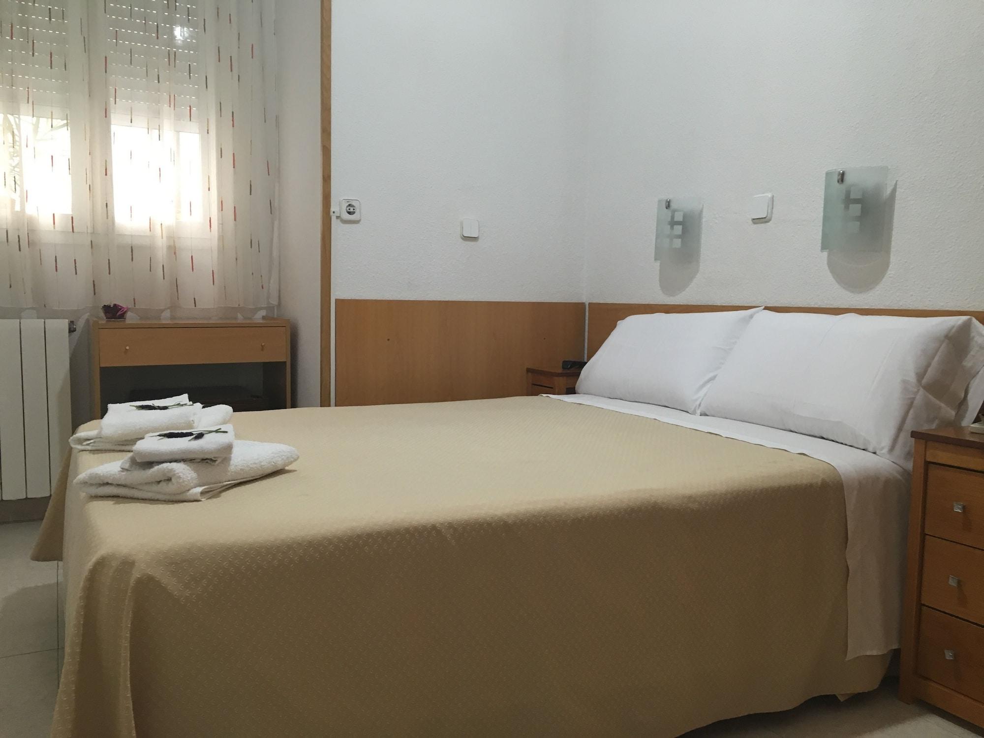 Hostal Lido Madrid Exterior photo