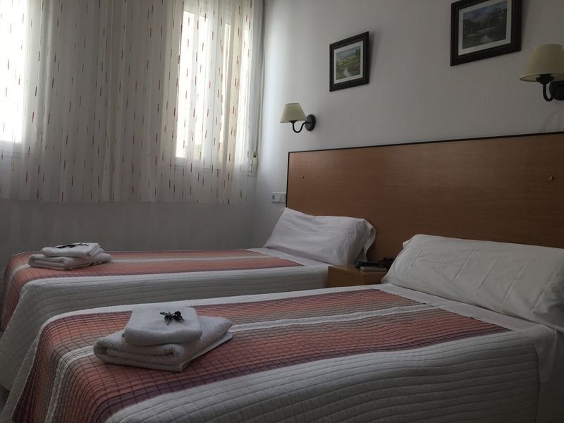 Hostal Lido Madrid Exterior photo